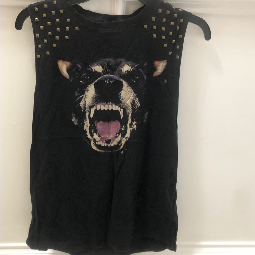 Graphic Tee 🐺